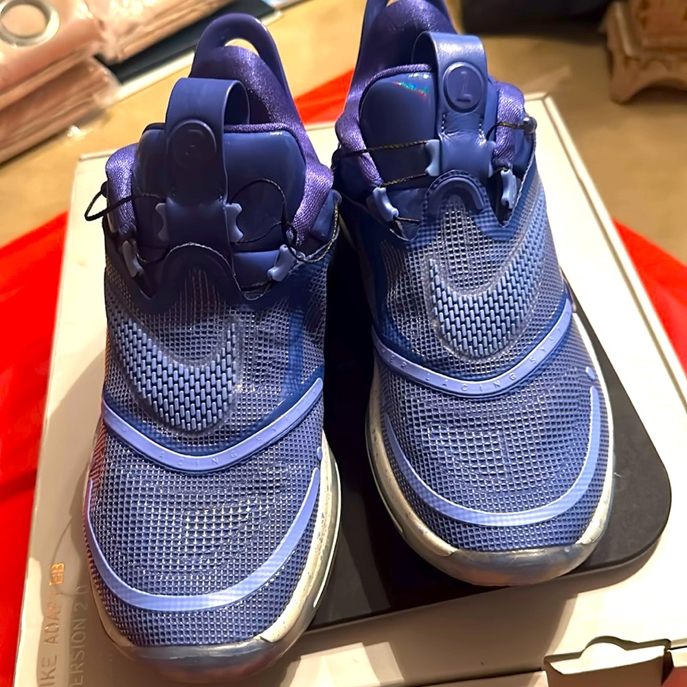 Nike adapt bb2.0